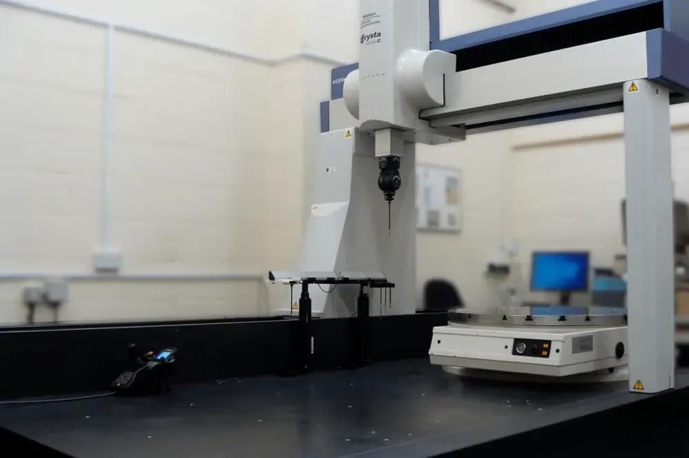 Factory-Direct Import Playbook: How Machine Shop Owners Buy CNC Lathes & VMCs from China with Zero Risk